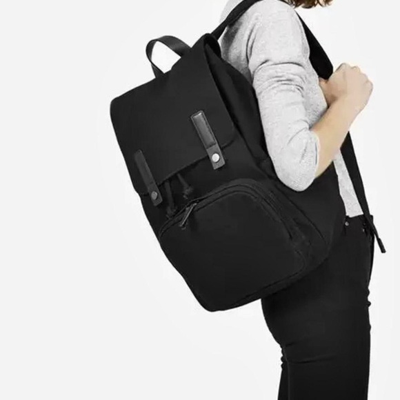 Everlane Modern Canvas Snap Backpack - Picture 1 of 7